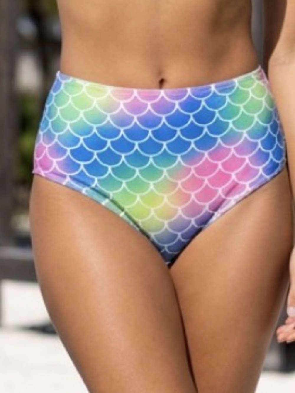 NWOT Plus Size 4x Blue and Green Mermaid Scale Bikini with Shimmery Finish